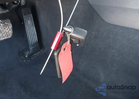 2024 Toyota Camry Le z USA, uszkodzony, nr VIN 4T1C11AK6RU876007